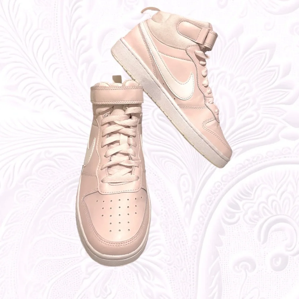Nike Court Borough Mid 2 Pearl Pink & White Youth Big Kid 7 Brand New - Picture 7 of 9